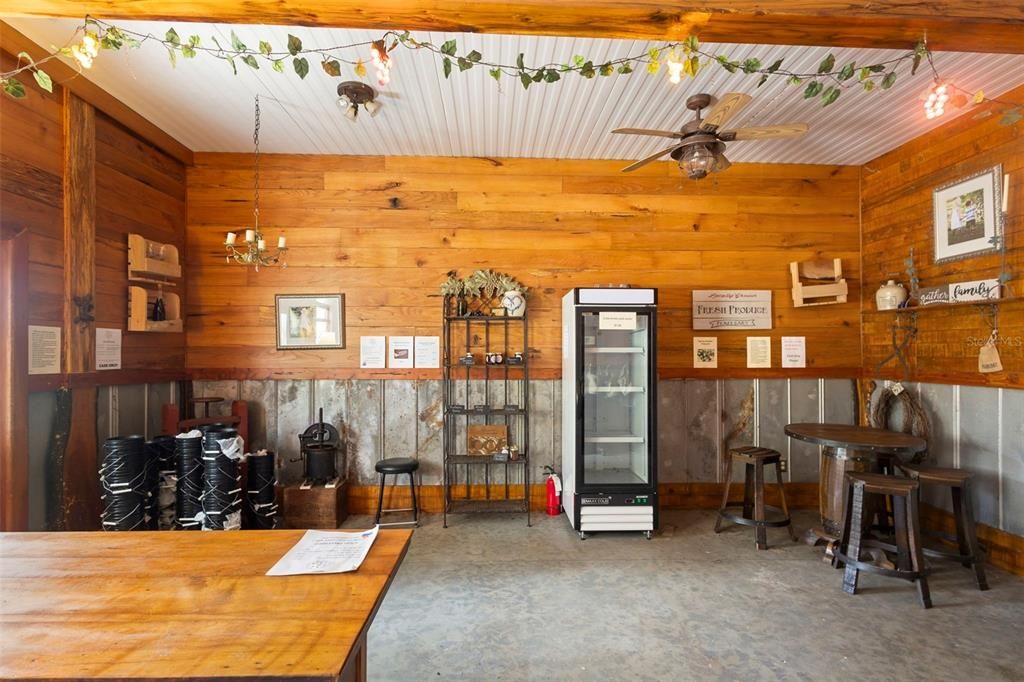 For Sale: $1,300,000 (4 beds, 4 baths, 3017 Square Feet)