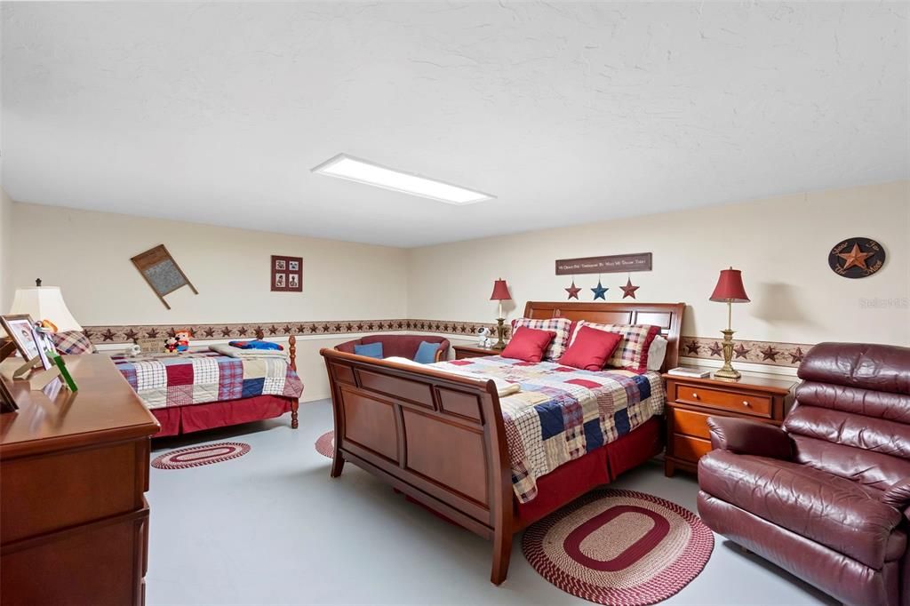 For Sale: $1,300,000 (4 beds, 4 baths, 3017 Square Feet)