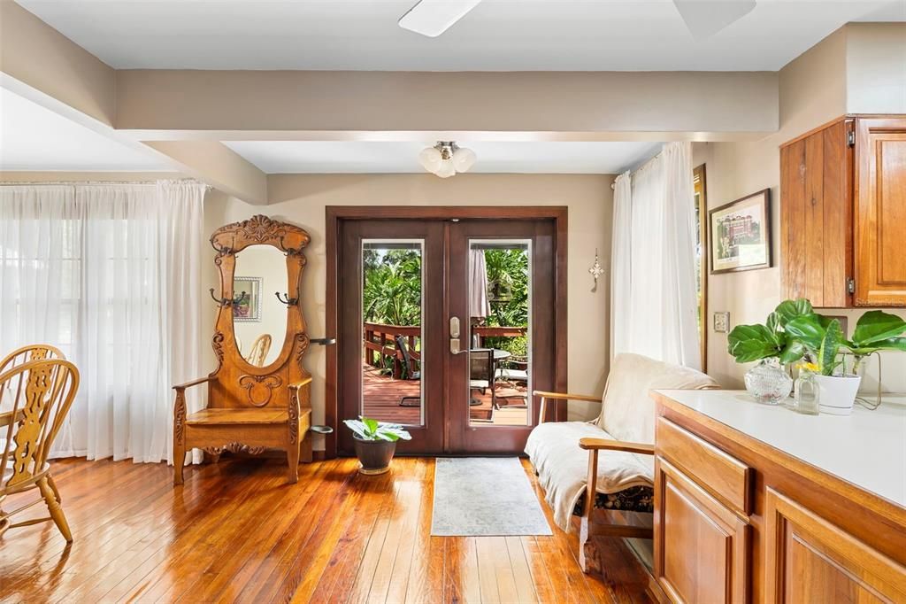 For Sale: $1,300,000 (4 beds, 4 baths, 3017 Square Feet)