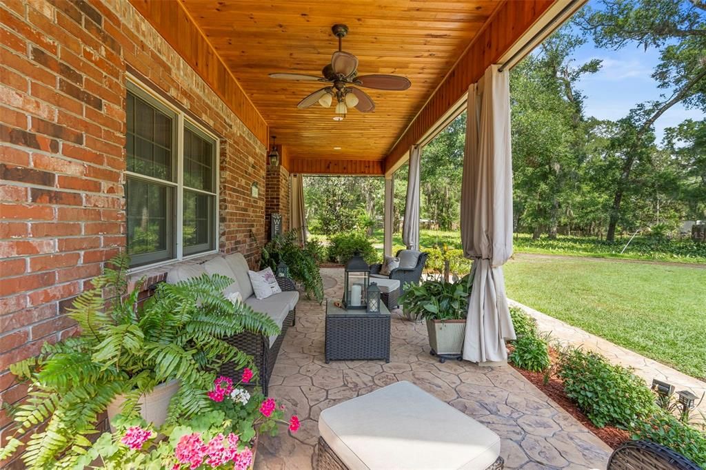 For Sale: $1,300,000 (4 beds, 4 baths, 3017 Square Feet)