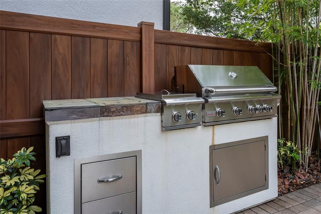 For Rent: $7,500 (3 beds, 3 baths, 3199 Square Feet)