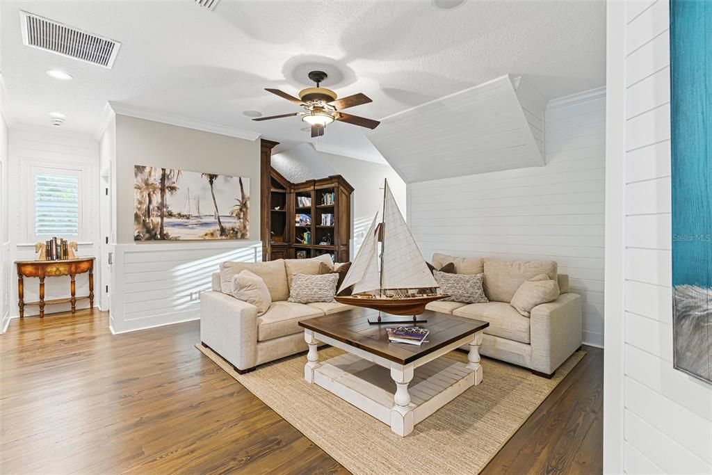 待售: $3,880,000 (6 贝兹, 5 浴室, 6780 平方英尺)