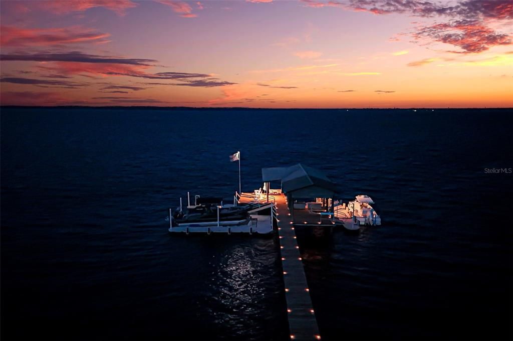 待售: $3,880,000 (6 贝兹, 5 浴室, 6780 平方英尺)