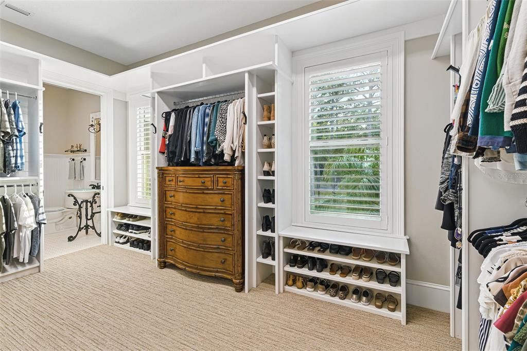 待售: $3,880,000 (6 贝兹, 5 浴室, 6780 平方英尺)