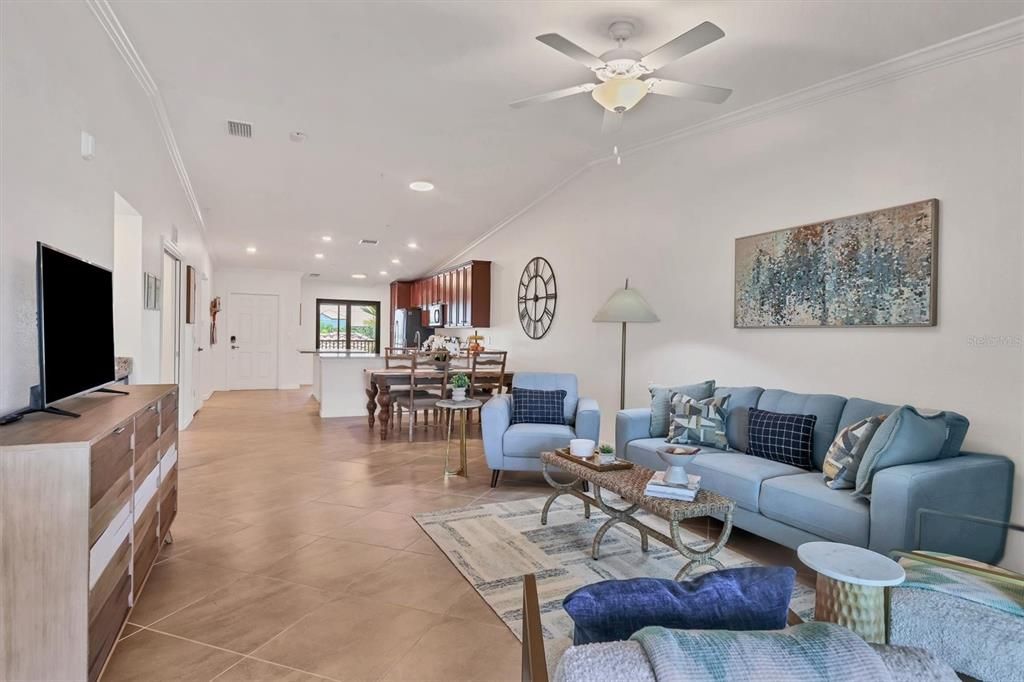 Active With Contract: $1,800 (2 beds, 2 baths, 1329 Square Feet)