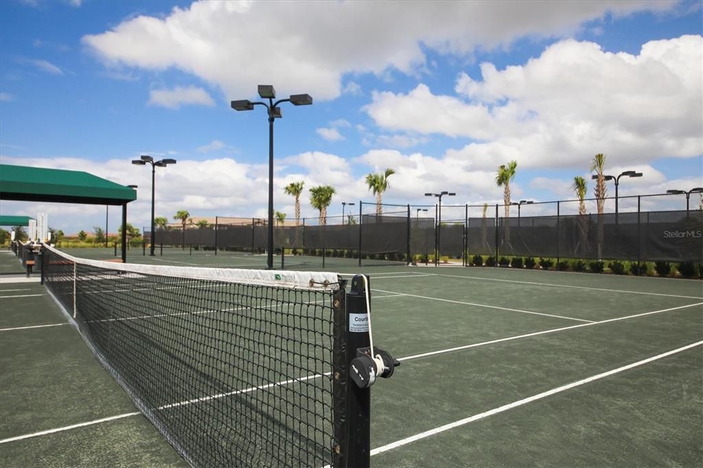 Active With Contract: $1,800 (2 beds, 2 baths, 1329 Square Feet)