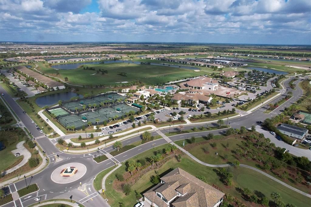 Active With Contract: $1,800 (2 beds, 2 baths, 1329 Square Feet)