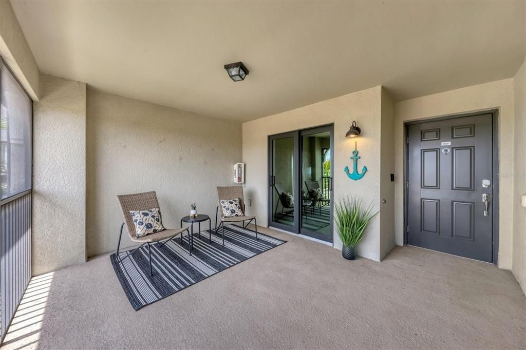 Active With Contract: $1,800 (2 beds, 2 baths, 1329 Square Feet)