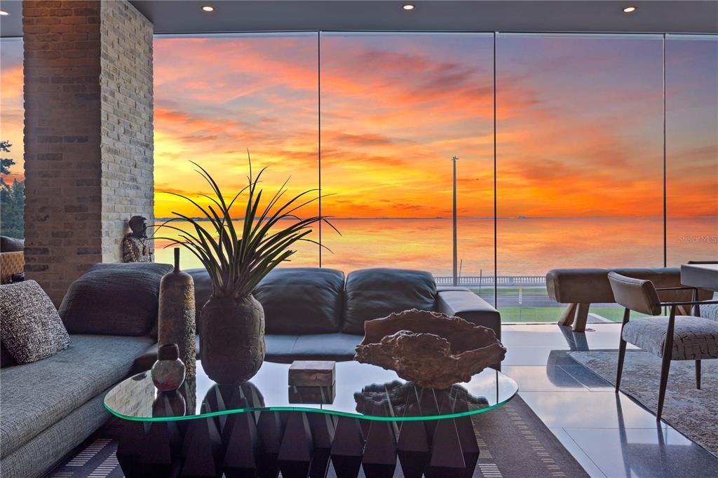 For Sale: $8,500,000 (3 beds, 3 baths, 5264 Square Feet)