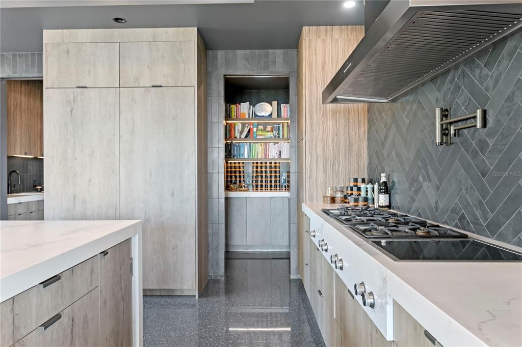 For Sale: $8,500,000 (3 beds, 3 baths, 5264 Square Feet)