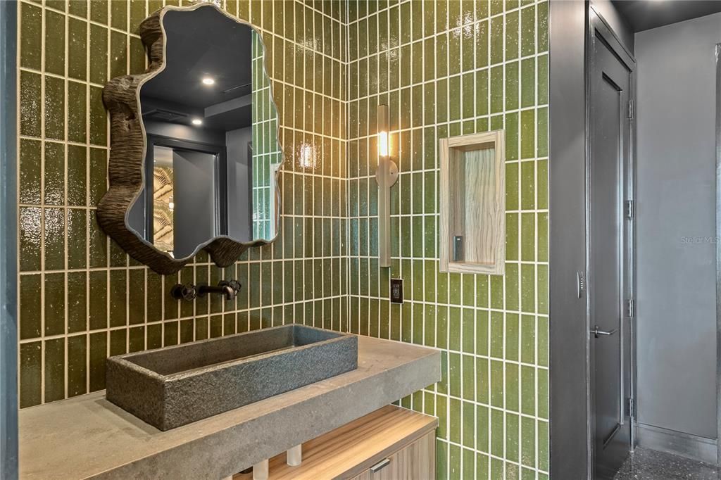 For Sale: $8,500,000 (3 beds, 3 baths, 5264 Square Feet)