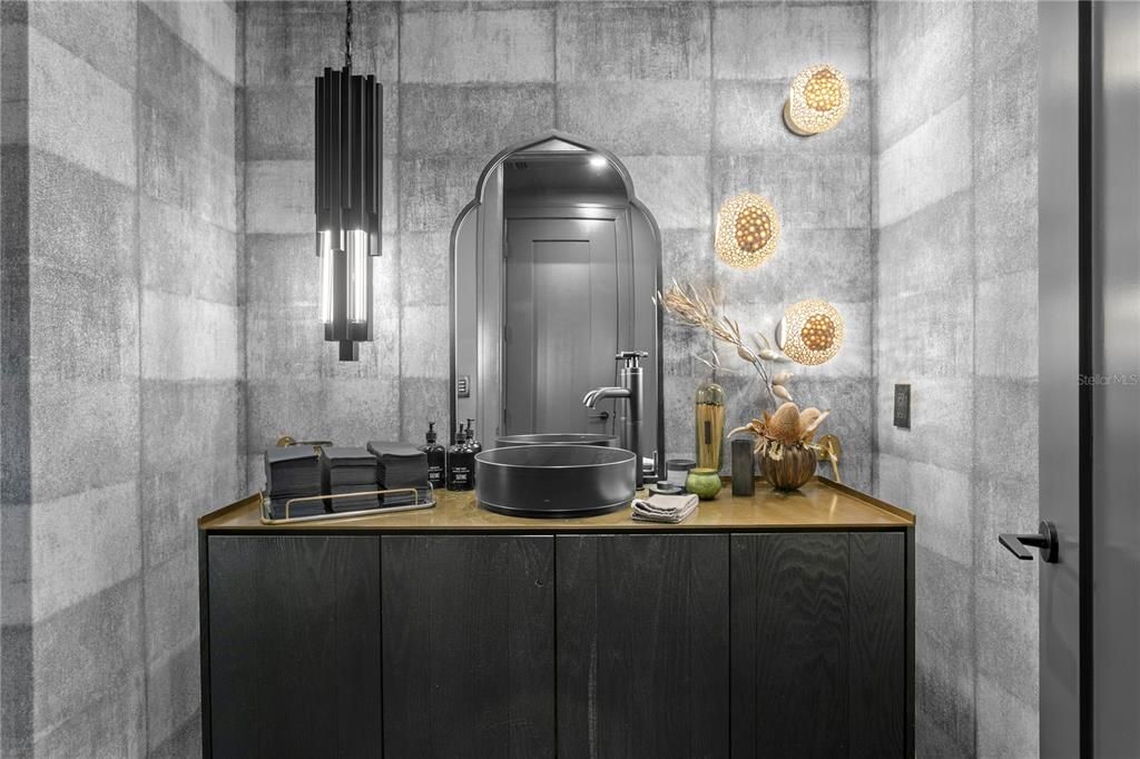 For Sale: $8,500,000 (3 beds, 3 baths, 5264 Square Feet)