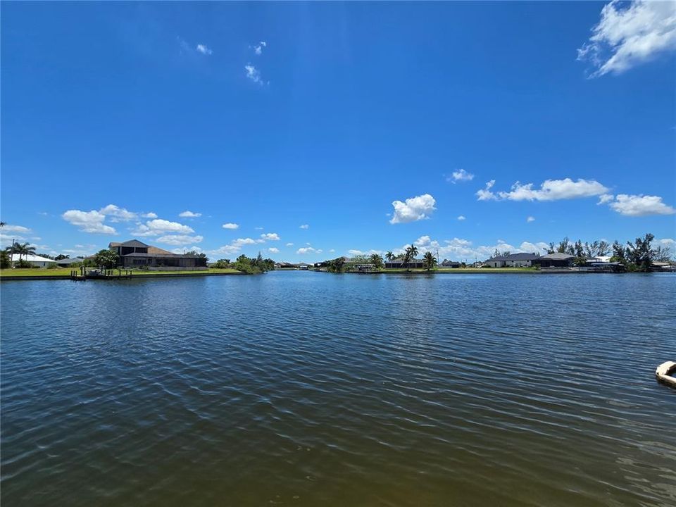 合同活跃: $244,900 (0.23 acres)