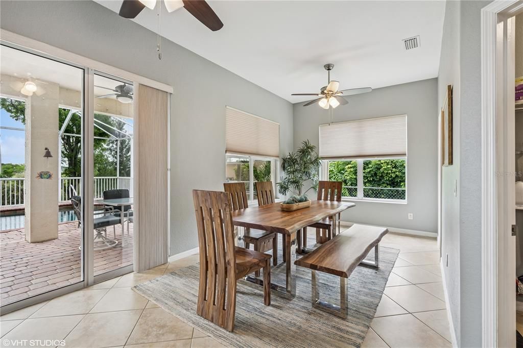 For Sale: $549,998 (3 beds, 2 baths, 2481 Square Feet)