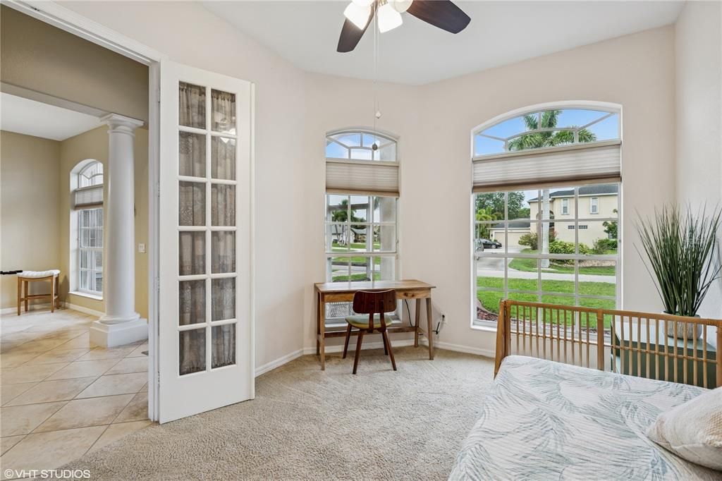 For Sale: $549,998 (3 beds, 2 baths, 2481 Square Feet)