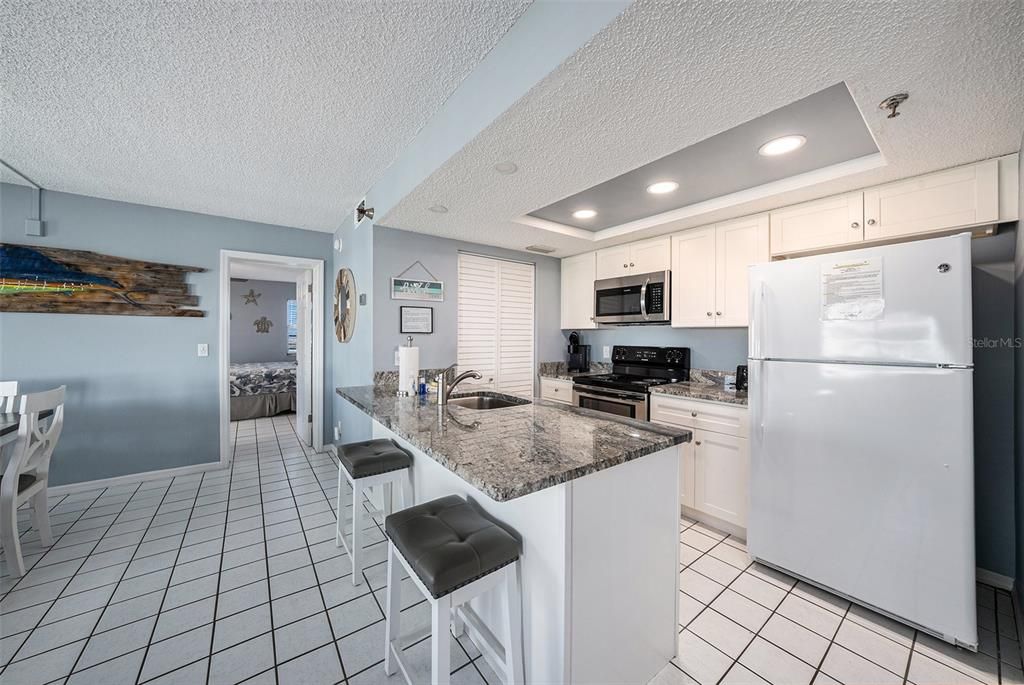 待售: $619,900 (2 贝兹, 2 浴室, 1120 平方英尺)