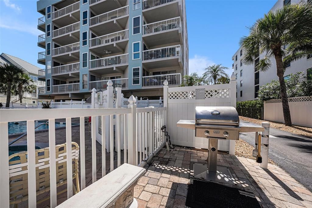 待售: $619,900 (2 贝兹, 2 浴室, 1120 平方英尺)