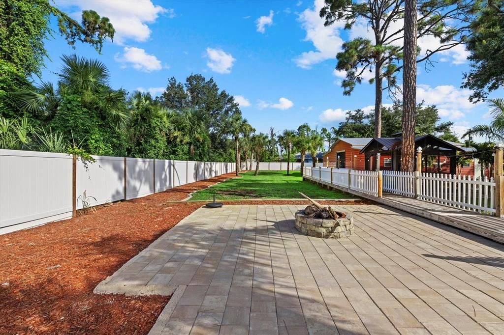 For Sale: $685,000 (2 beds, 2 baths, 2130 Square Feet)