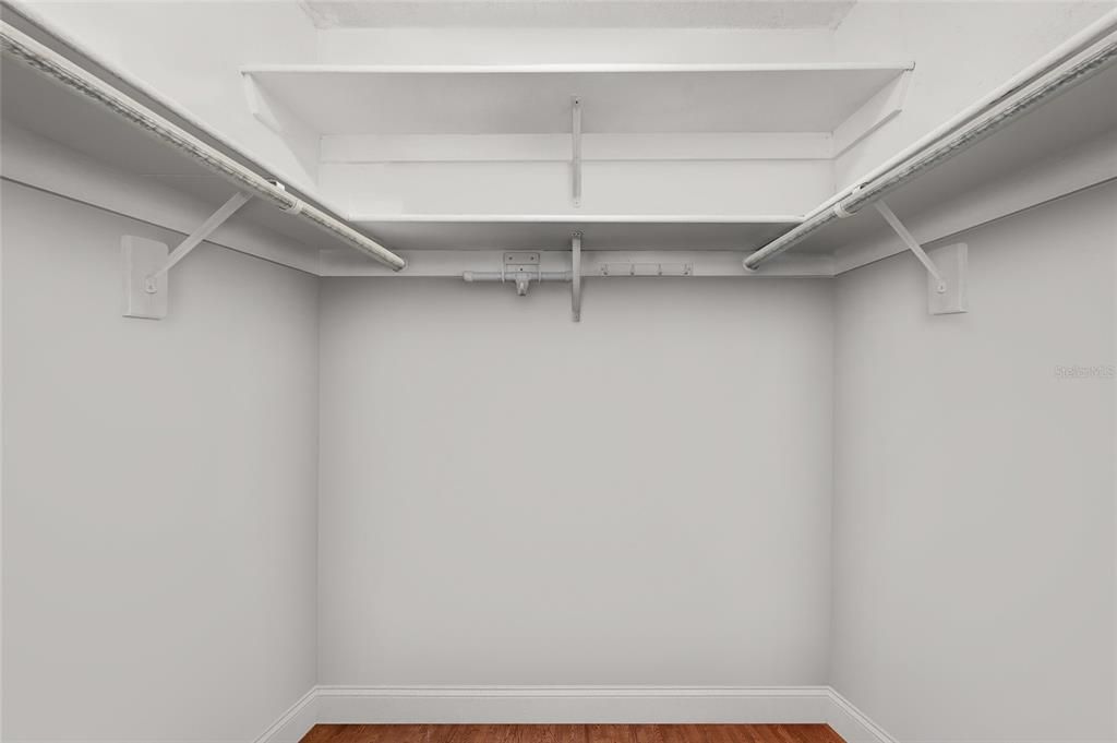 На продажу: $380,000 (2 спален, 2 ванн, 1250 Квадратных фут)