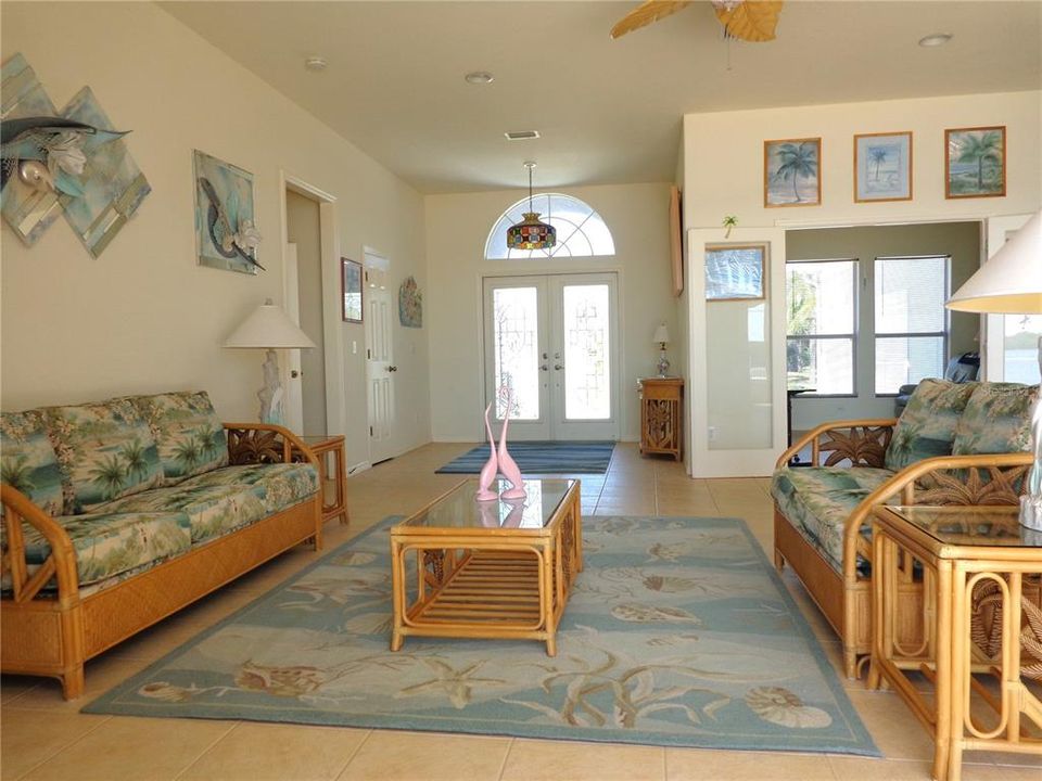 待售: $799,900 (3 贝兹, 2 浴室, 2567 平方英尺)