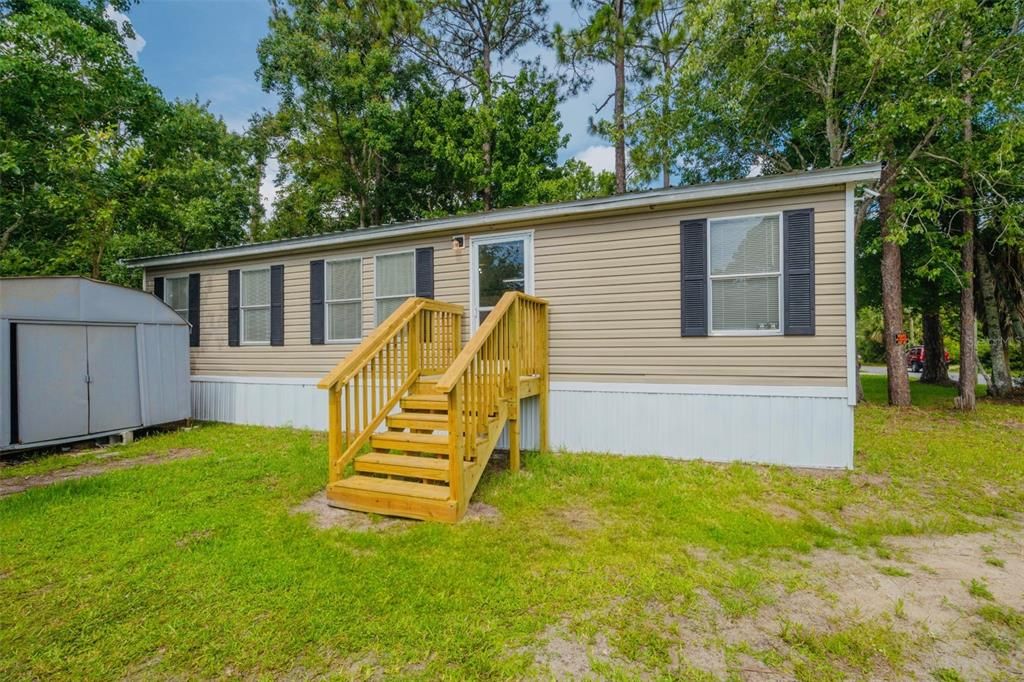 Недавно продано: $159,900 (3 спален, 2 ванн, 960 Квадратных фут)