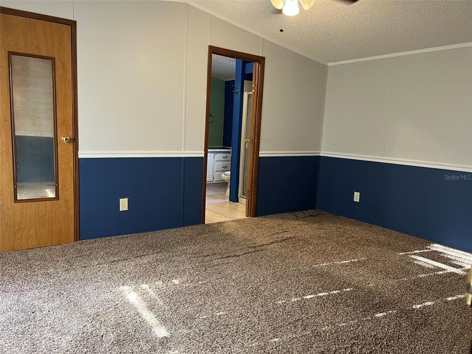 For Sale: $169,900 (3 beds, 2 baths, 1216 Square Feet)