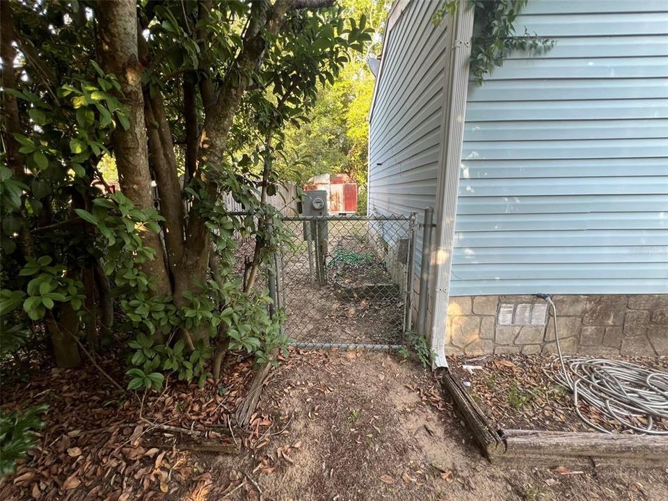 For Sale: $169,900 (3 beds, 2 baths, 1216 Square Feet)