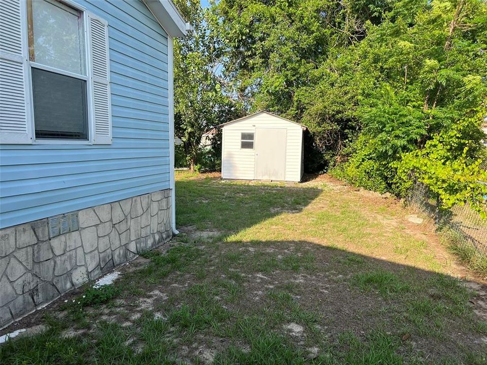 For Sale: $169,900 (3 beds, 2 baths, 1216 Square Feet)