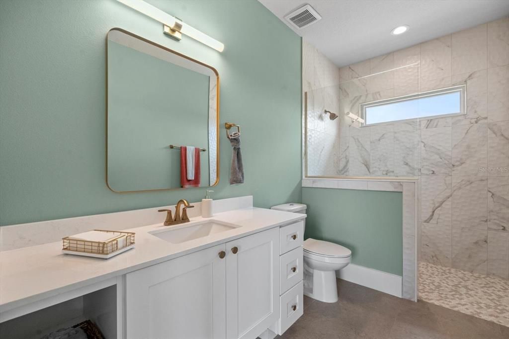 待售: $1,449,000 (4 贝兹, 3 浴室, 3200 平方英尺)