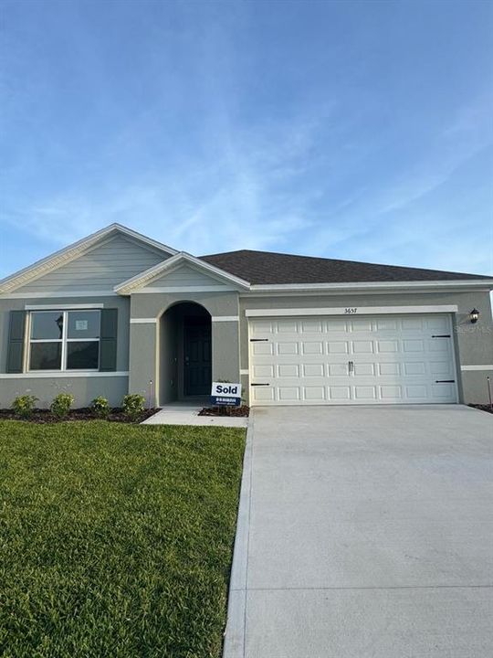 Vendido Recientemente: $441,990 (3 camas, 2 baños, 1672 Pies cuadrados)