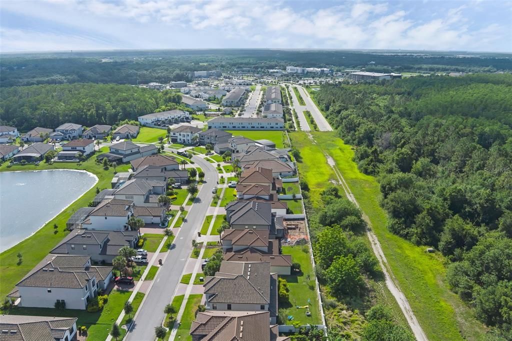 На продажу: $743,900 (5 спален, 3 ванн, 4232 Квадратных фут)