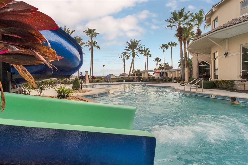 На продажу: $743,900 (5 спален, 3 ванн, 4232 Квадратных фут)