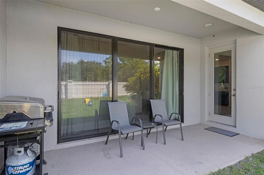 На продажу: $743,900 (5 спален, 3 ванн, 4232 Квадратных фут)