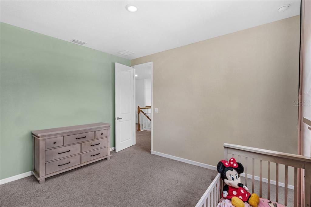 На продажу: $743,900 (5 спален, 3 ванн, 4232 Квадратных фут)