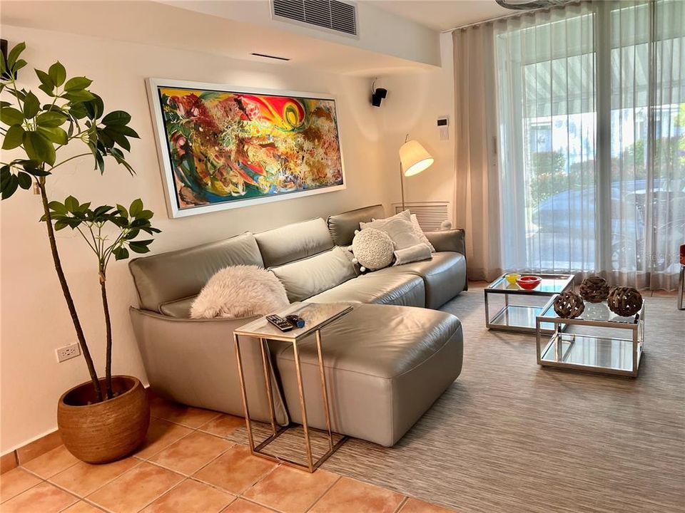 For Rent: $3,900 (2 beds, 1 baths, 0 Square Feet)