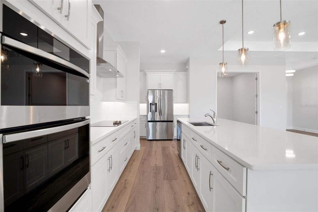 待售: $599,900 (3 贝兹, 3 浴室, 2606 平方英尺)