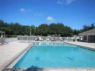 For Rent: $2,550 (3 beds, 2 baths, 2072 Square Feet)