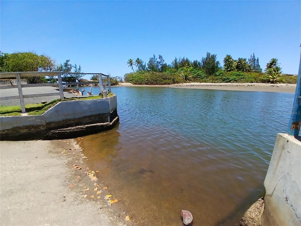 待售: $299,000 (0.50 acres)