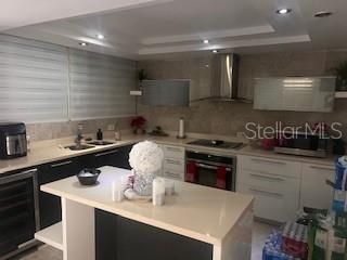 En Venta: $450,000 (4 camas, 1 baños, 3358 Pies cuadrados)