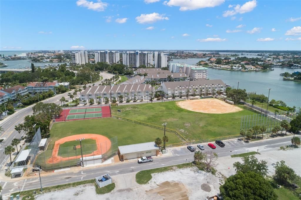 На продажу: $849,000 (3 спален, 3 ванн, 2366 Квадратных фут)