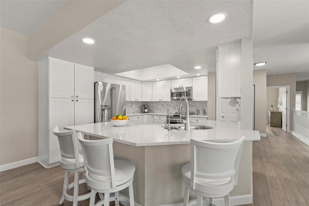 На продажу: $849,000 (3 спален, 3 ванн, 2366 Квадратных фут)