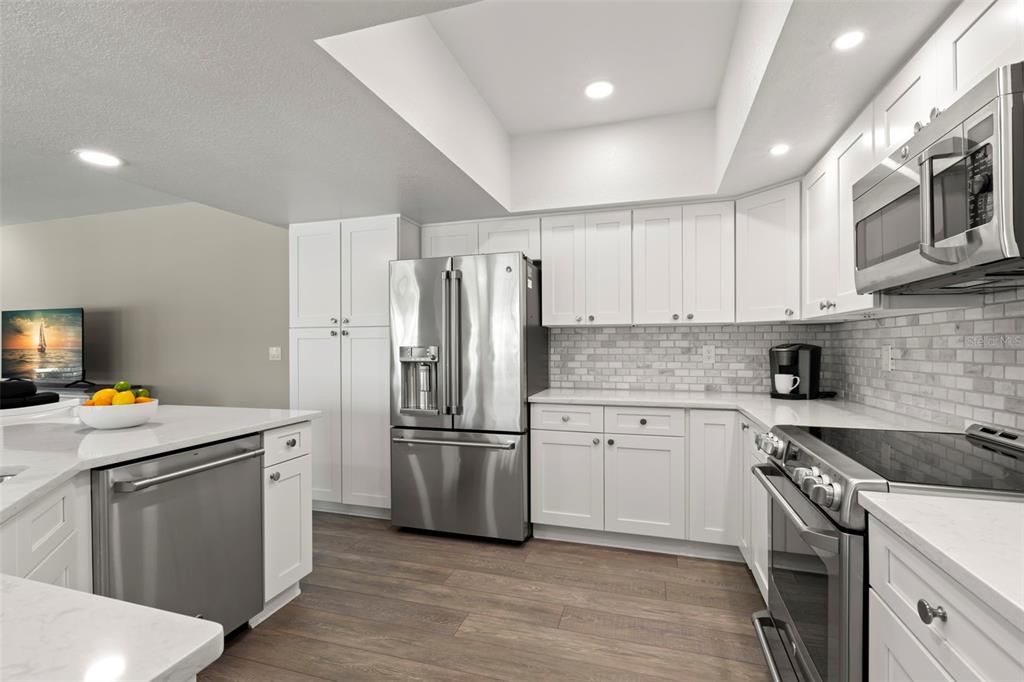 На продажу: $849,000 (3 спален, 3 ванн, 2366 Квадратных фут)