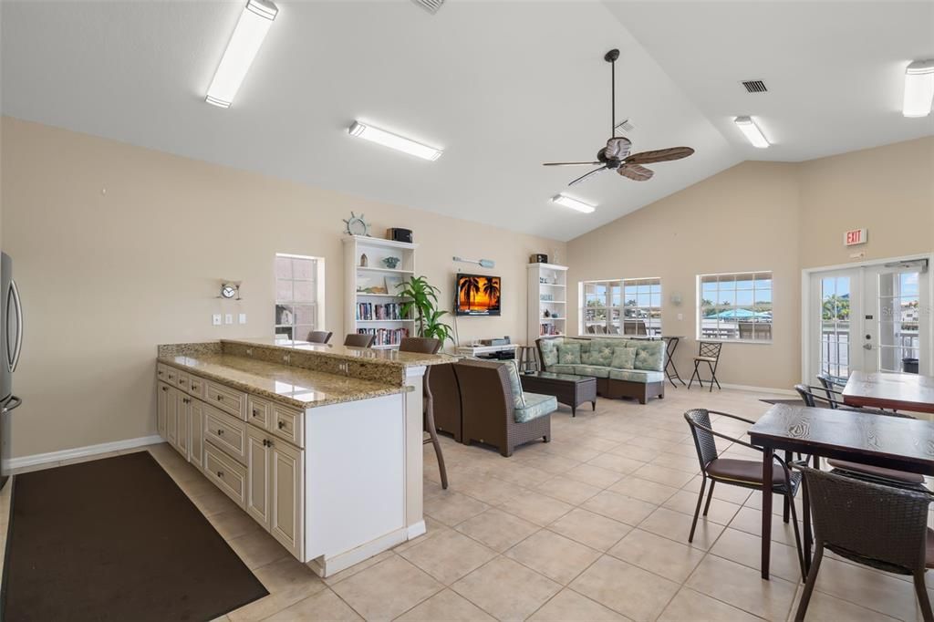 На продажу: $849,000 (3 спален, 3 ванн, 2366 Квадратных фут)