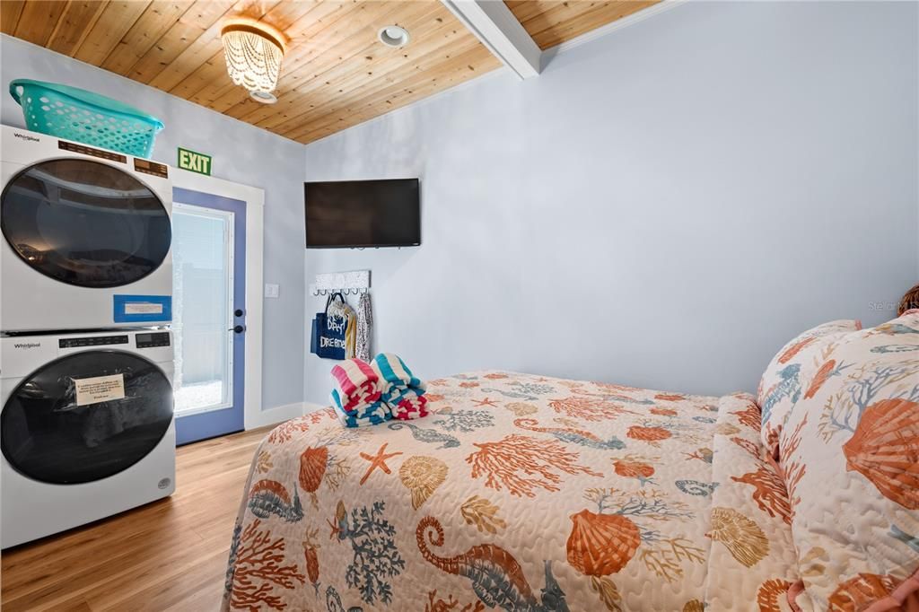 На продажу: $1,595,000 (0 спален, 0 ванн, 1250 Квадратных фут)