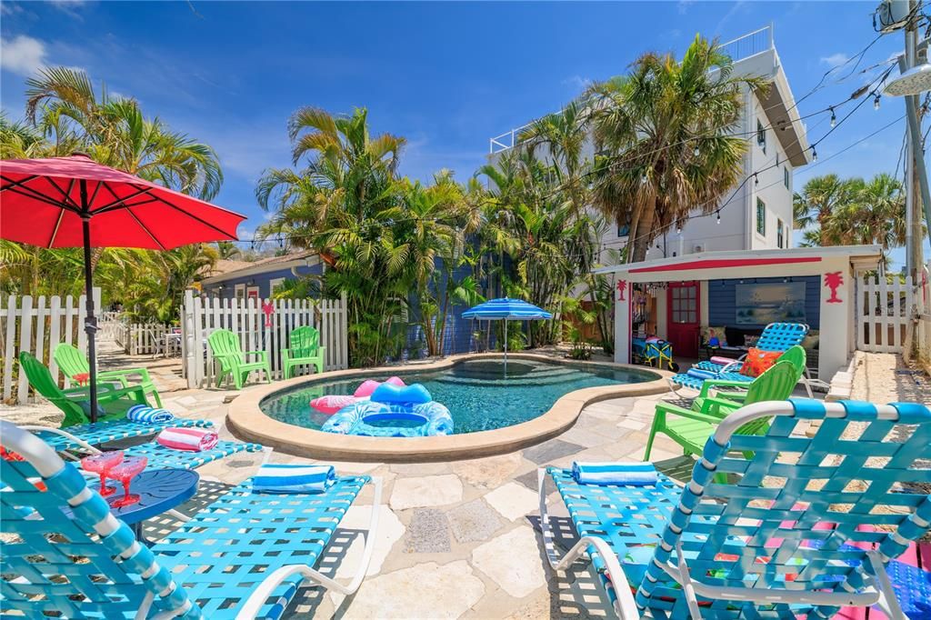 На продажу: $1,595,000 (0 спален, 0 ванн, 1250 Квадратных фут)