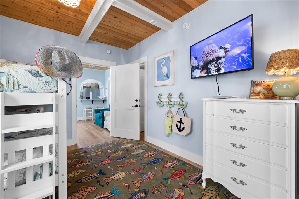 На продажу: $1,595,000 (0 спален, 0 ванн, 1250 Квадратных фут)