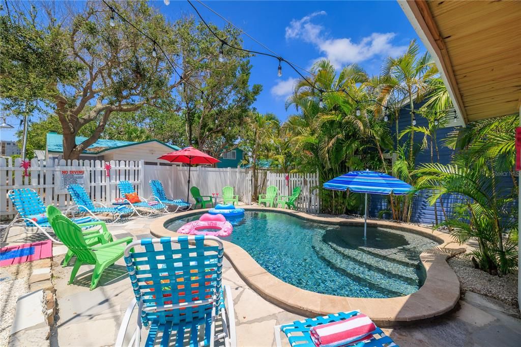 На продажу: $1,595,000 (0 спален, 0 ванн, 1250 Квадратных фут)