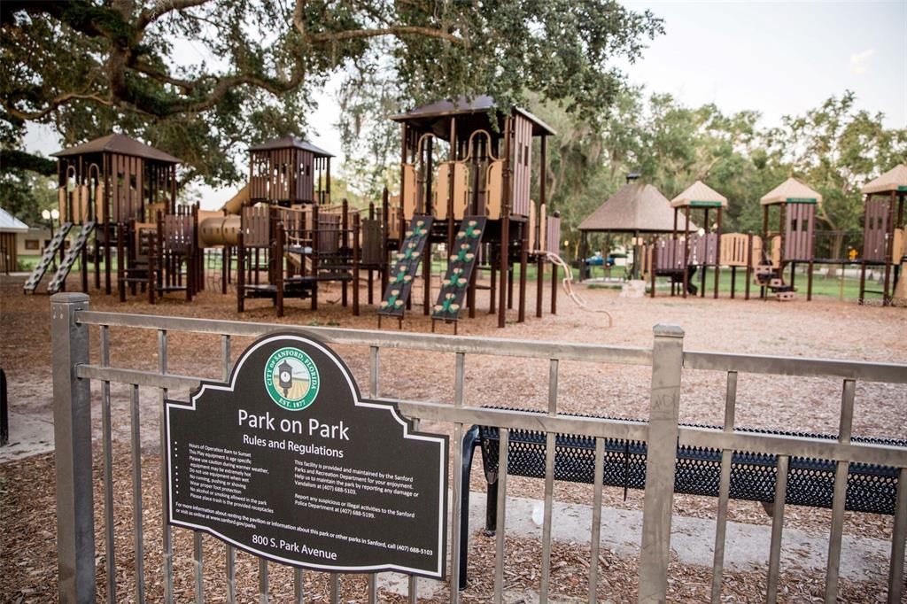 合同活跃: $460,000 (2 贝兹, 3 浴室, 1513 平方英尺)