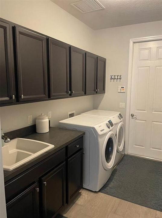 En Venta: $1,450,000 (5 camas, 5 baños, 4664 Pies cuadrados)