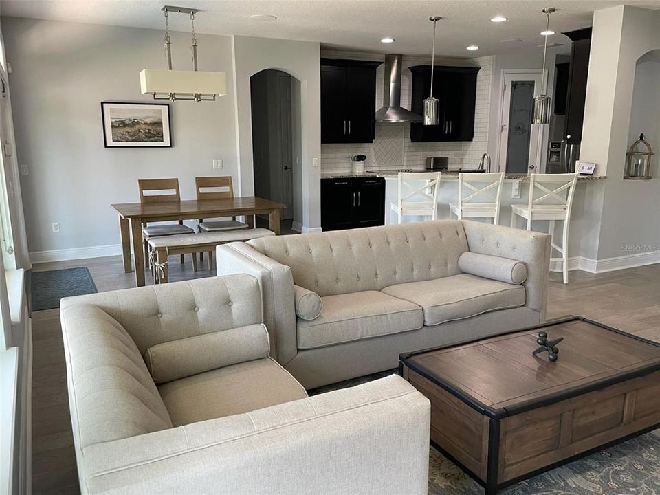 En Venta: $1,450,000 (5 camas, 5 baños, 4664 Pies cuadrados)